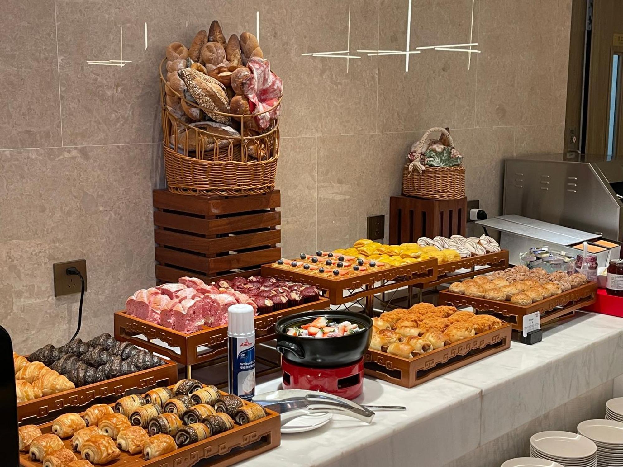 Crowne Plaza Hangzhou Linping By Ihg Ngoại thất bức ảnh